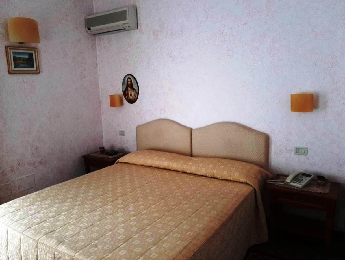 ג'ראצ'ה Hotel San Giuseppe מראה חיצוני תמונה