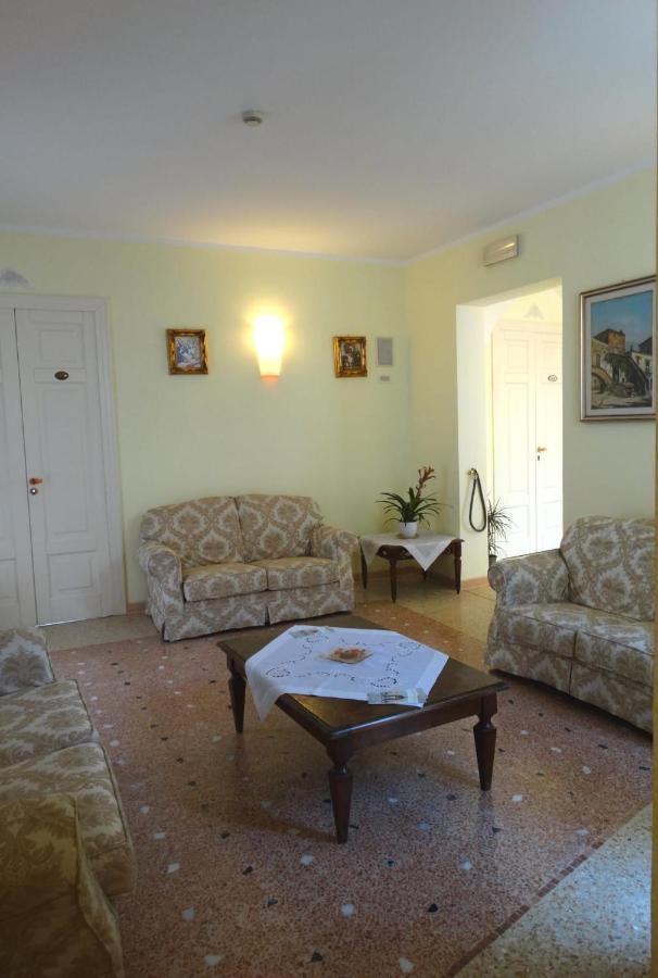 ג'ראצ'ה Hotel San Giuseppe מראה חיצוני תמונה